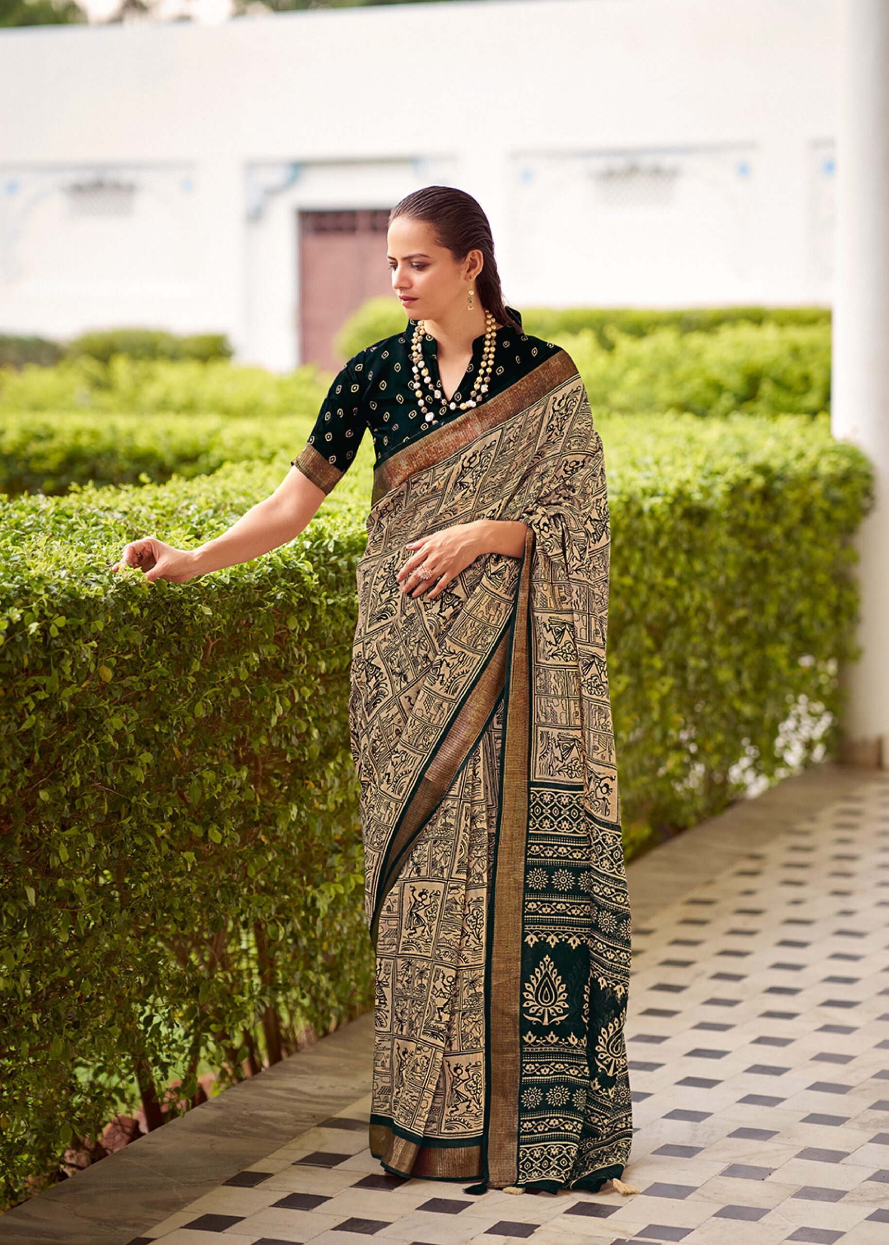 Chiku & Black_page-0006